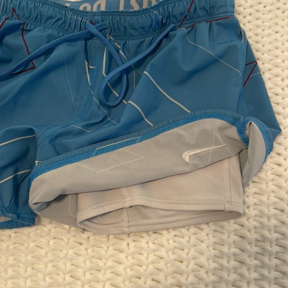 Nike Dri-Fit running shorts - Picture 4 of 4